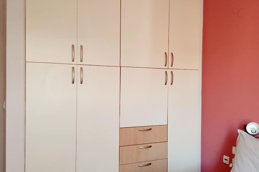 Vincent - Central 2 Bedroom Apartment 79Sqm Tripoli Exterior photo