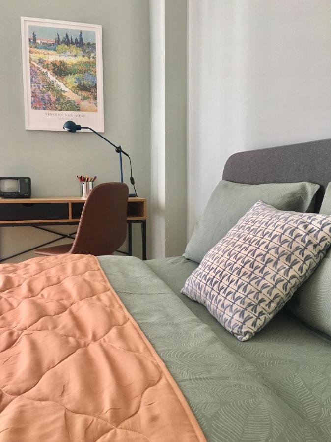 Vincent - Central 2 Bedroom Apartment 79Sqm Tripoli Exterior photo
